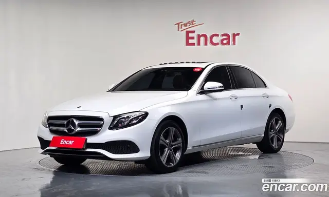 Mercedes-Benz E-Class 2019 1.9 автомат (гидро), миниатюра 1 Mercedes-Benz E-Class 2019 1.9 автомат (гидро), миниатюра 1