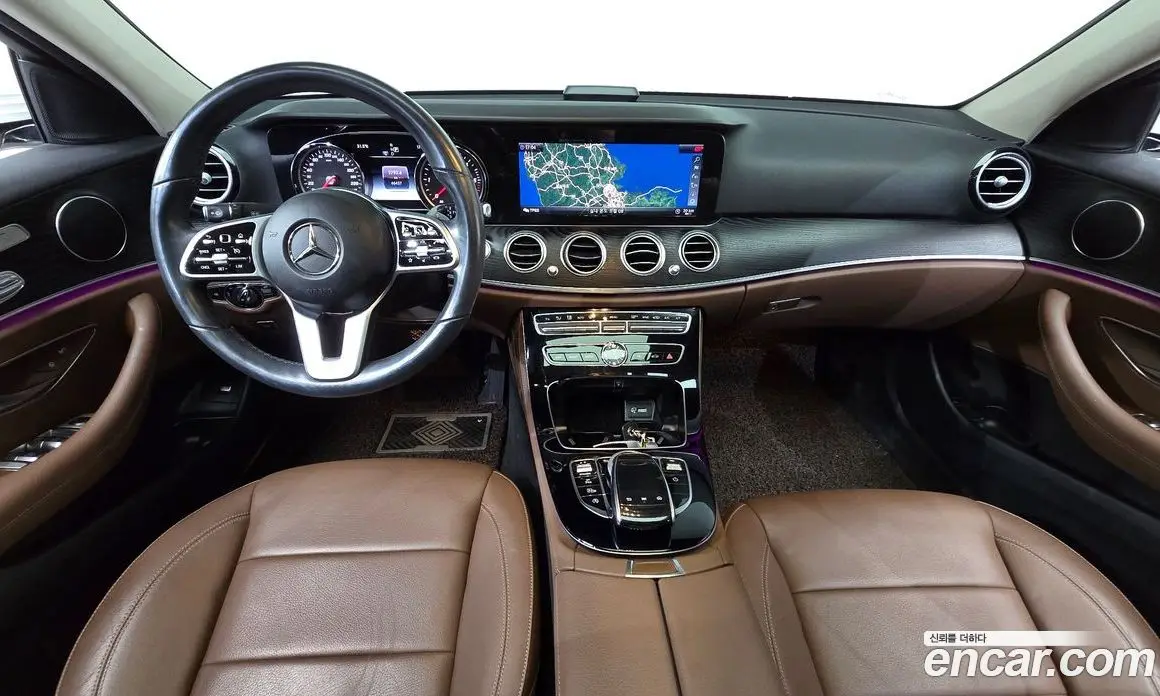 Mercedes-Benz E-Class 2019 1.9 автомат (гидро), фото 10 Mercedes-Benz E-Class 2019 1.9 автомат (гидро), фото 10
