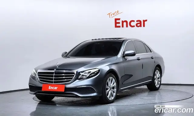 Mercedes-Benz E-Class 2019 1.9 автомат (гидро), миниатюра 1 Mercedes-Benz E-Class 2019 1.9 автомат (гидро), миниатюра 1