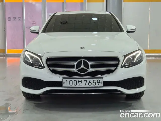 Mercedes-Benz E-Class 2020 1.9 автомат (гидро), миниатюра 2