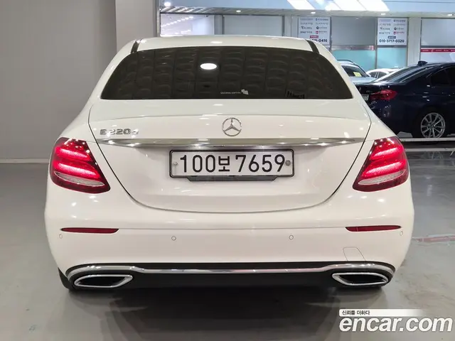 Mercedes-Benz E-Class 2020 1.9 автомат (гидро), миниатюра 3