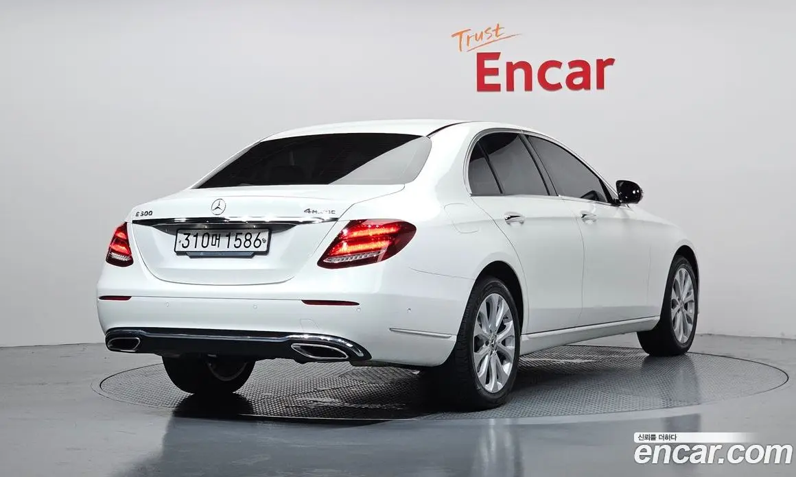 Mercedes-Benz E-Class 2020 2.0 автомат (гидро), фото 2 Mercedes-Benz E-Class 2020 2.0 автомат (гидро), фото 2