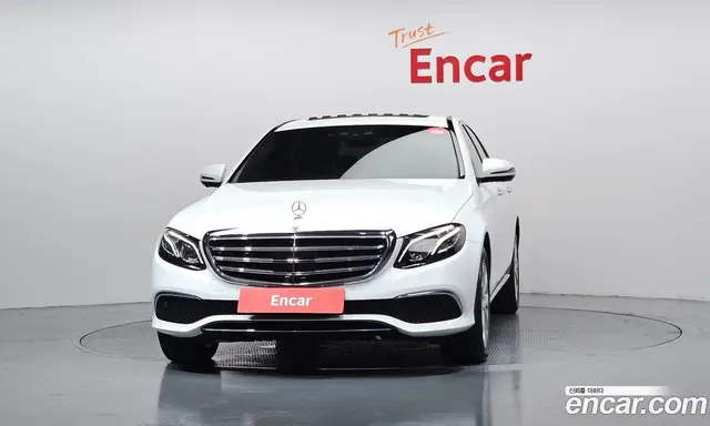 Mercedes-Benz E-Class 2020 2.0 автомат (гидро), миниатюра 3 Mercedes-Benz E-Class 2020 2.0 автомат (гидро), миниатюра 3