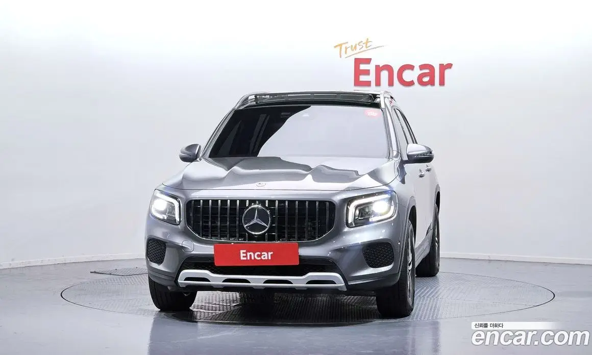 Mercedes-Benz GLB-Class 2021 1.9 автомат (гидро), фото 3 Mercedes-Benz GLB-Class 2021 1.9 автомат (гидро), фото 3