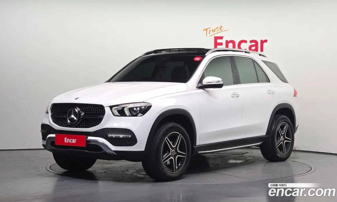 Mercedes-Benz GLE-Class 2020 1.9 автомат (гидро), фото 1 Mercedes-Benz GLE-Class 2020 1.9 автомат (гидро), фото 1