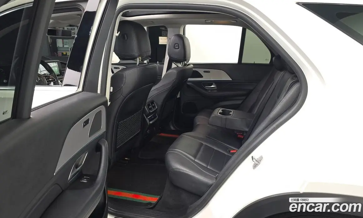 Mercedes-Benz GLE-Class 2020 1.9 автомат (гидро), фото 11 Mercedes-Benz GLE-Class 2020 1.9 автомат (гидро), фото 11
