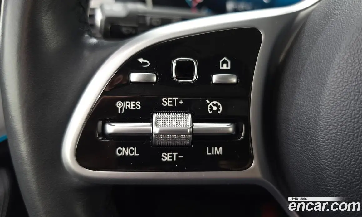 Mercedes-Benz GLE-Class 2020 1.9 автомат (гидро), фото 17 Mercedes-Benz GLE-Class 2020 1.9 автомат (гидро), фото 17