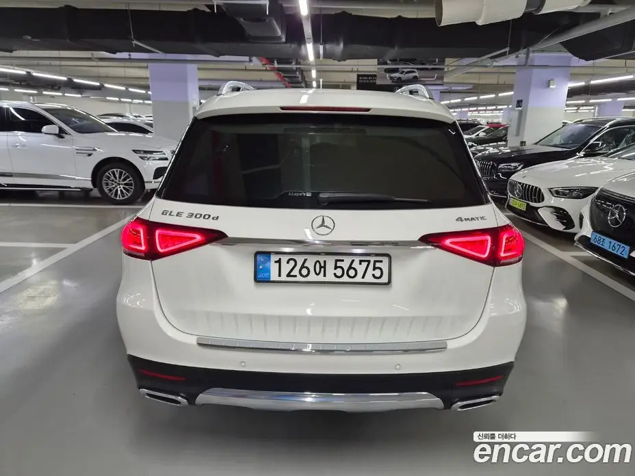 Mercedes-Benz GLE-Class 2020 1.9 автомат (гидро), фото 4 Mercedes-Benz GLE-Class 2020 1.9 автомат (гидро), фото 4