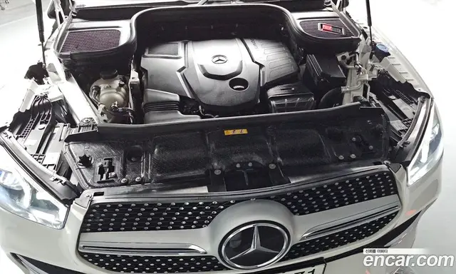 Mercedes-Benz GLE-Class 2023 2.9 автомат (гидро), миниатюра 6