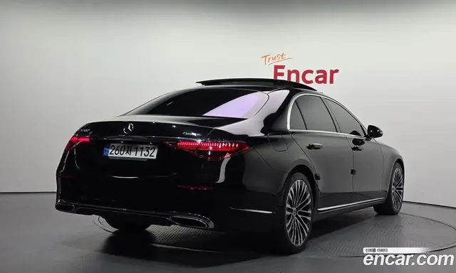 Mercedes-Benz S-Class 2021 4.0 автомат (гидро), миниатюра 2