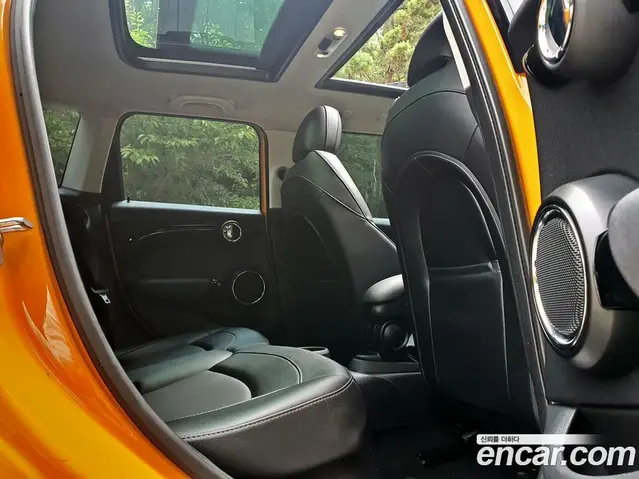 Mini Cooper 2015 1.5 автомат (гидро), миниатюра 7 Mini Cooper 2015 1.5 автомат (гидро), миниатюра 7