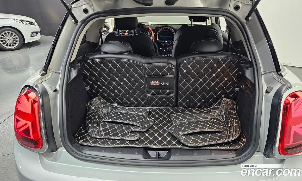 Mini Cooper 2021 1.5 автомат (гидро), фото 26