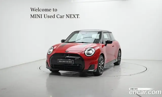 Mini Cooper 2025 0.1 автомат (гидро), миниатюра 1 Mini Cooper 2025 0.1 автомат (гидро), миниатюра 1