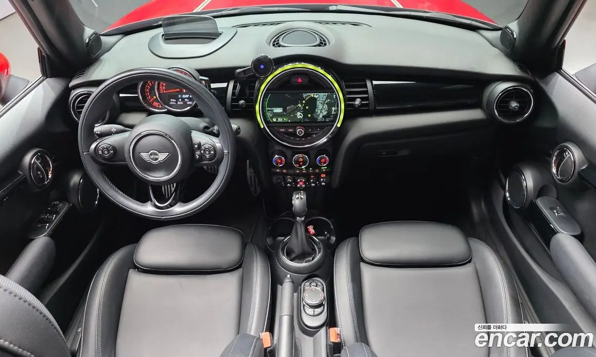 Mini Cooper Convertible 2018 1.5 автомат (гидро), фото 10 Mini Cooper Convertible 2018 1.5 автомат (гидро), фото 10