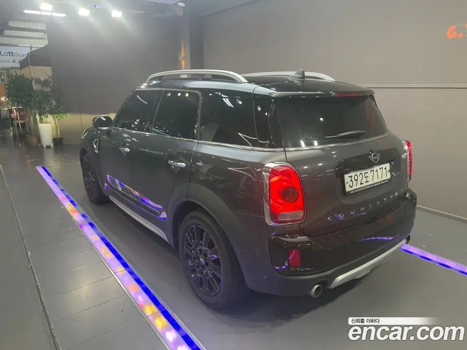 Mini Countryman 2020 2.0 автомат (гидро), фото 2 Mini Countryman 2020 2.0 автомат (гидро), фото 2