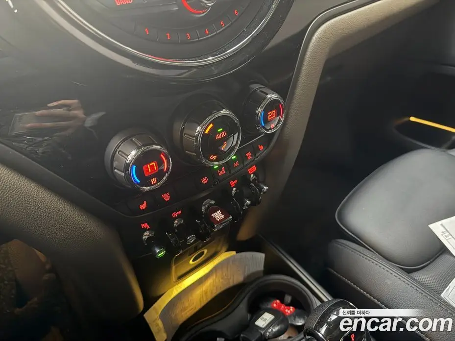 Mini Countryman 2020 2.0 автомат (гидро), фото 16 Mini Countryman 2020 2.0 автомат (гидро), фото 16