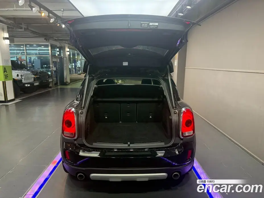 Mini Countryman 2020 2.0 автомат (гидро), фото 20 Mini Countryman 2020 2.0 автомат (гидро), фото 20