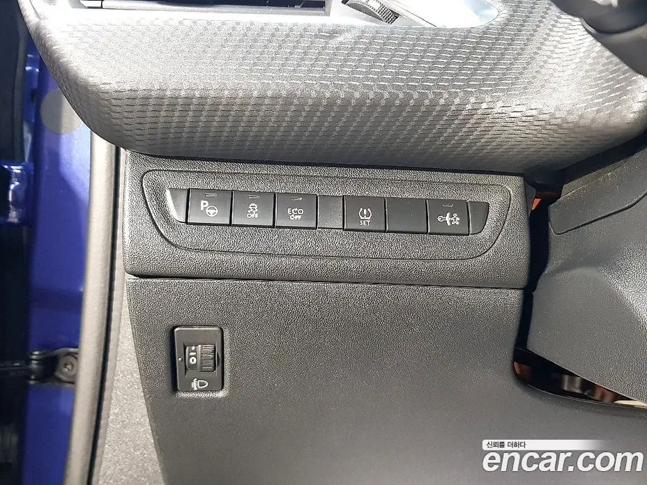 Peugeot 2008 2015 1.6 автомат (гидро), фото 15 Peugeot 2008 2015 1.6 автомат (гидро), фото 15