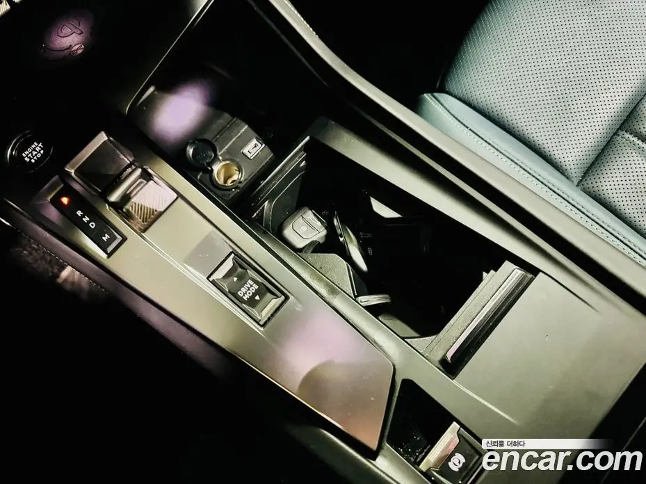 Peugeot 408 2023 1.2 автомат (гидро), фото 15 Peugeot 408 2023 1.2 автомат (гидро), фото 15