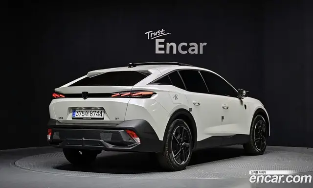 Peugeot 408 2023 1.2 автомат (гидро), миниатюра 2 Peugeot 408 2023 1.2 автомат (гидро), миниатюра 2