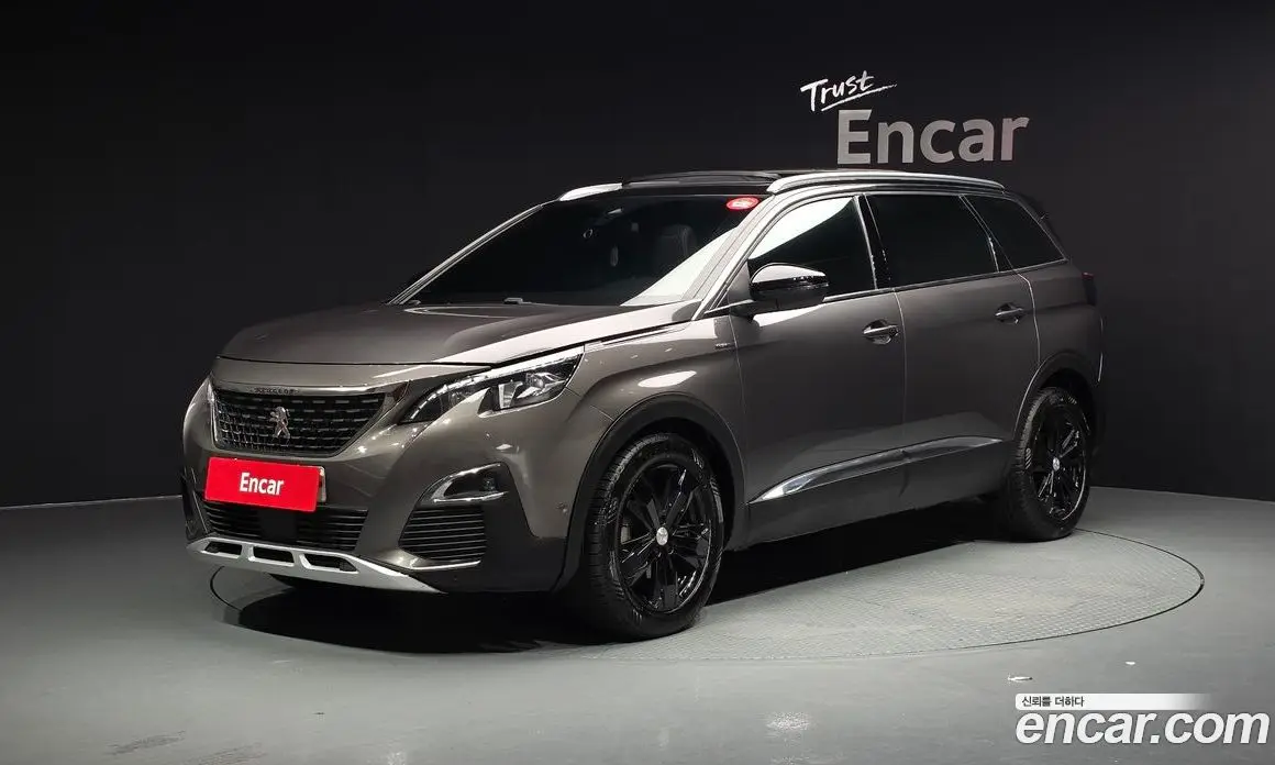Peugeot 5008 2018 1.6 автомат (гидро), фото 1 Peugeot 5008 2018 1.6 автомат (гидро), фото 1