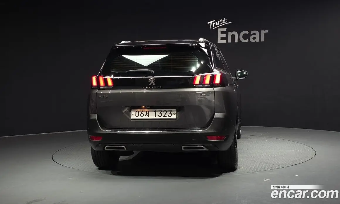 Peugeot 5008 2018 1.6 автомат (гидро), фото 4 Peugeot 5008 2018 1.6 автомат (гидро), фото 4