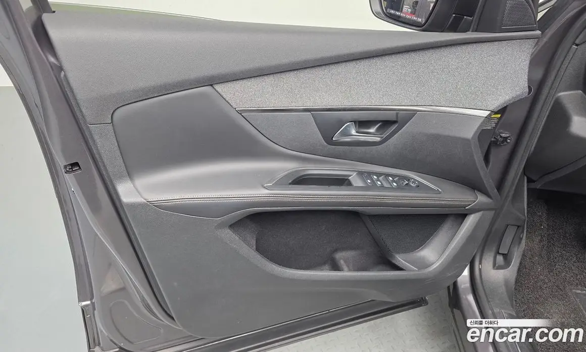 Peugeot 5008 2019 1.5 автомат (гидро), фото 14 Peugeot 5008 2019 1.5 автомат (гидро), фото 14