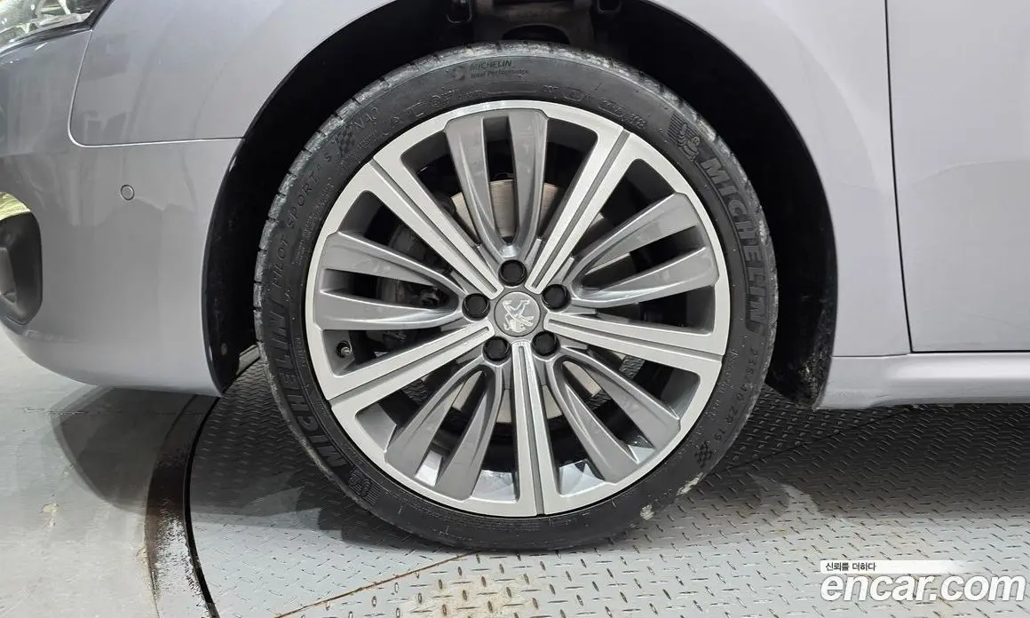 Peugeot 508 2018 2.0 автомат (гидро), фото 5 Peugeot 508 2018 2.0 автомат (гидро), фото 5