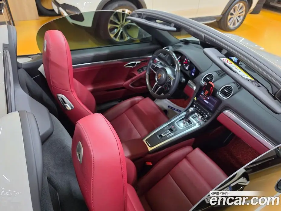 Porsche 718 2023 4.0 автомат (гидро), фото 11 Porsche 718 2023 4.0 автомат (гидро), фото 11