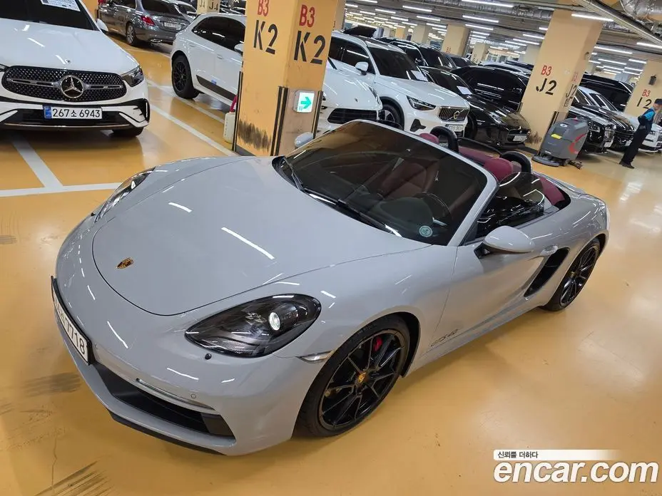 Porsche 718 2023 4.0 автомат (гидро), фото 4 Porsche 718 2023 4.0 автомат (гидро), фото 4