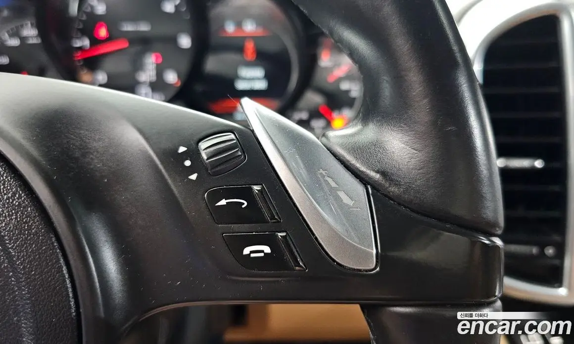 Porsche Cayenne 2014 3.0 автомат (гидро), фото 16 Porsche Cayenne 2014 3.0 автомат (гидро), фото 16