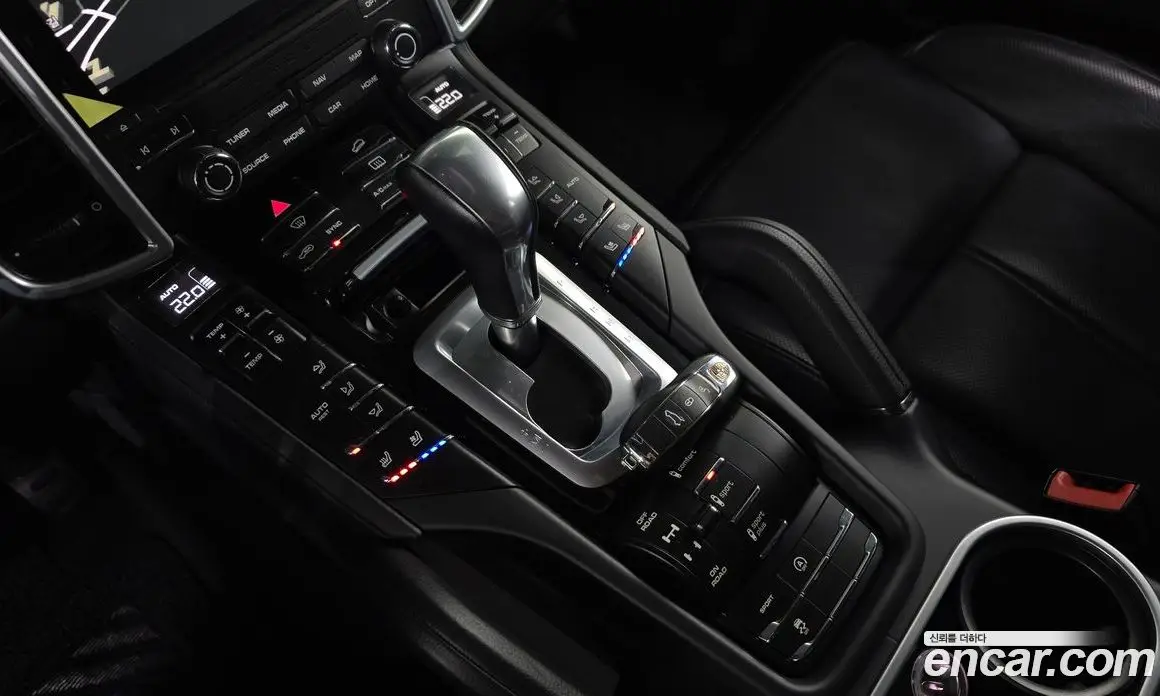 Porsche Cayenne 2017 3.0 автомат (гидро), фото 9
