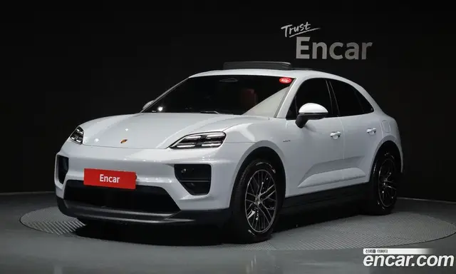 Porsche Macan, 2025, 4 517 км