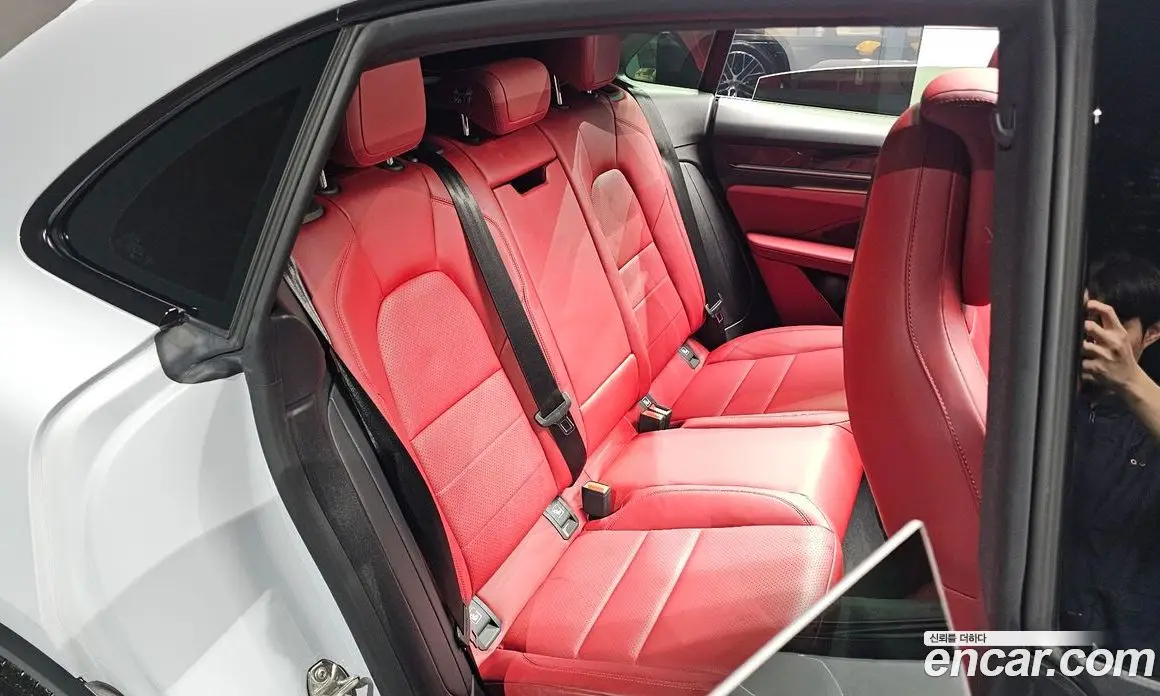 Porsche Macan 2025 0.2 автомат (гидро), фото 11