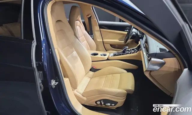 Porsche Panamera 2018 3.0 автомат (гидро), миниатюра 12
