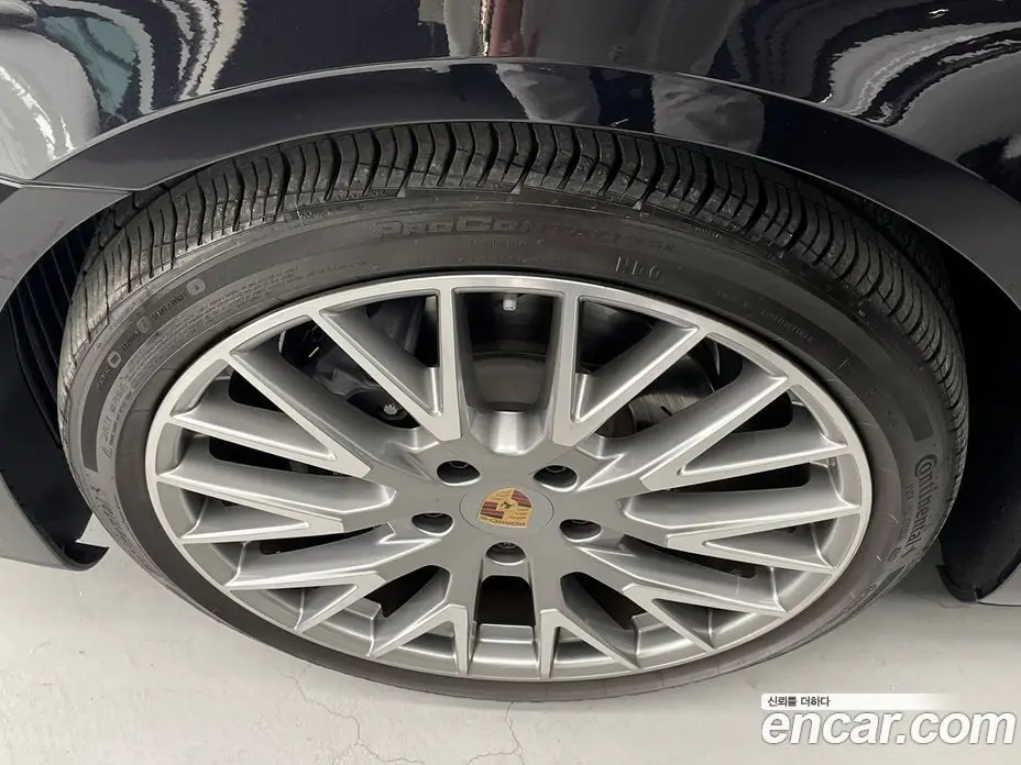 Porsche Panamera 2024 2.9 автомат (гидро), фото 5 Porsche Panamera 2024 2.9 автомат (гидро), фото 5