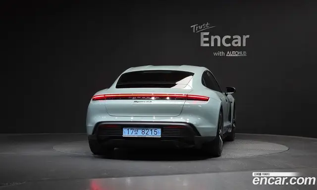 Porsche Taycan 2024 0.1 автомат (гидро), миниатюра 3 Porsche Taycan 2024 0.1 автомат (гидро), миниатюра 3