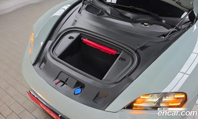 Porsche Taycan 2024 0.1 автомат (гидро), миниатюра 5 Porsche Taycan 2024 0.1 автомат (гидро), миниатюра 5