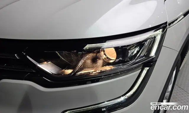 Renault (Samsung) QM6 2018 2.0 автомат (гидро), миниатюра 8 Renault (Samsung) QM6 2018 2.0 автомат (гидро), миниатюра 8