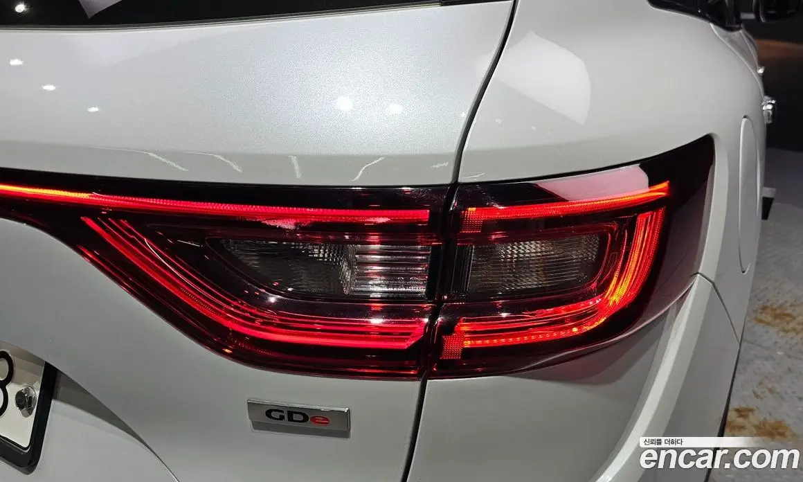 Renault (Samsung) QM6 2018 2.0 автомат (гидро), фото 9 Renault (Samsung) QM6 2018 2.0 автомат (гидро), фото 9