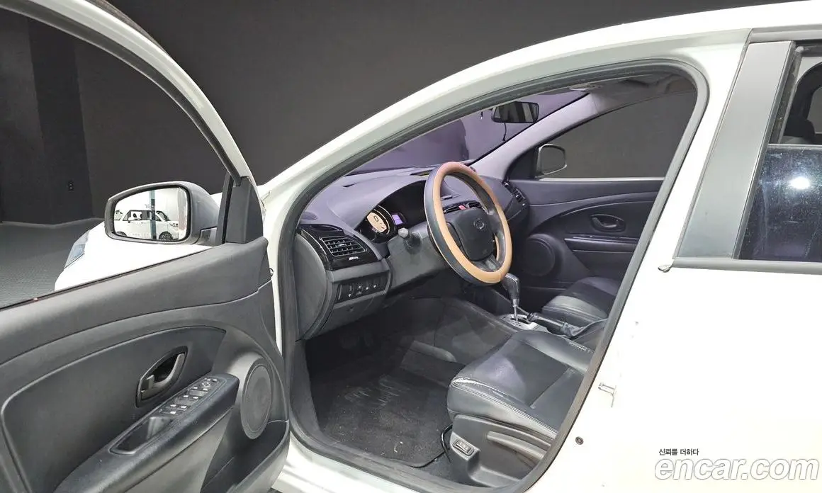 Renault (Samsung) SM3 2015 1.6 автомат (гидро), фото 13 Renault (Samsung) SM3 2015 1.6 автомат (гидро), фото 13