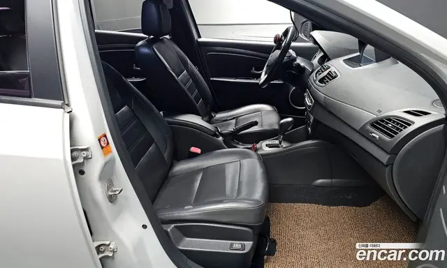 Renault (Samsung) SM3 2017 1.6 автомат (гидро), миниатюра 10 Renault (Samsung) SM3 2017 1.6 автомат (гидро), миниатюра 10