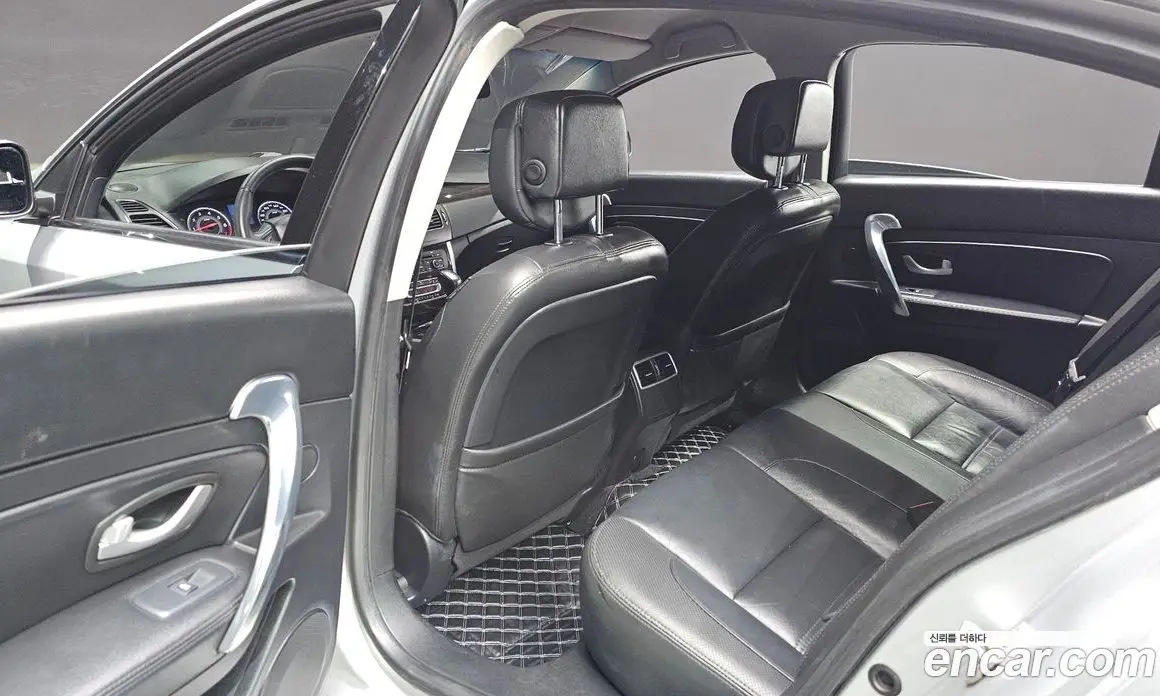 Renault (Samsung) SM5 2014 2.0 автомат (гидро), фото 11 Renault (Samsung) SM5 2014 2.0 автомат (гидро), фото 11