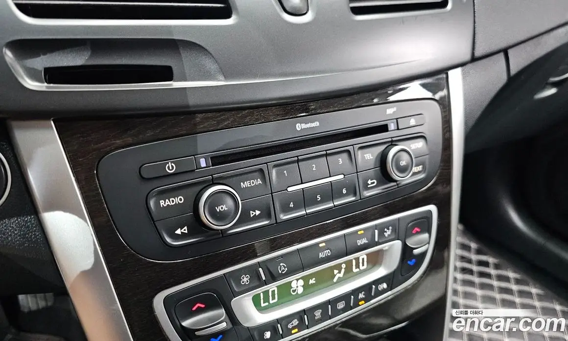 Renault (Samsung) SM5 2014 2.0 автомат (гидро), фото 17 Renault (Samsung) SM5 2014 2.0 автомат (гидро), фото 17