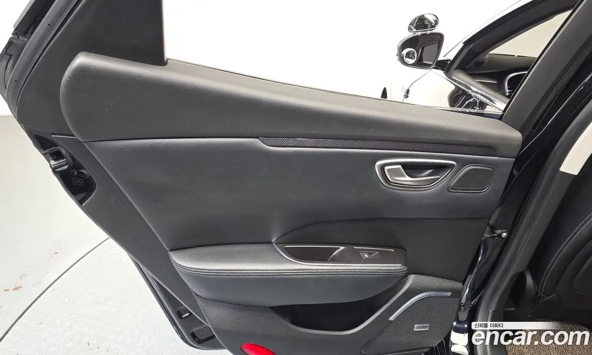 Renault (Samsung) SM6 2016 2.0 автомат (гидро), фото 15 Renault (Samsung) SM6 2016 2.0 автомат (гидро), фото 15