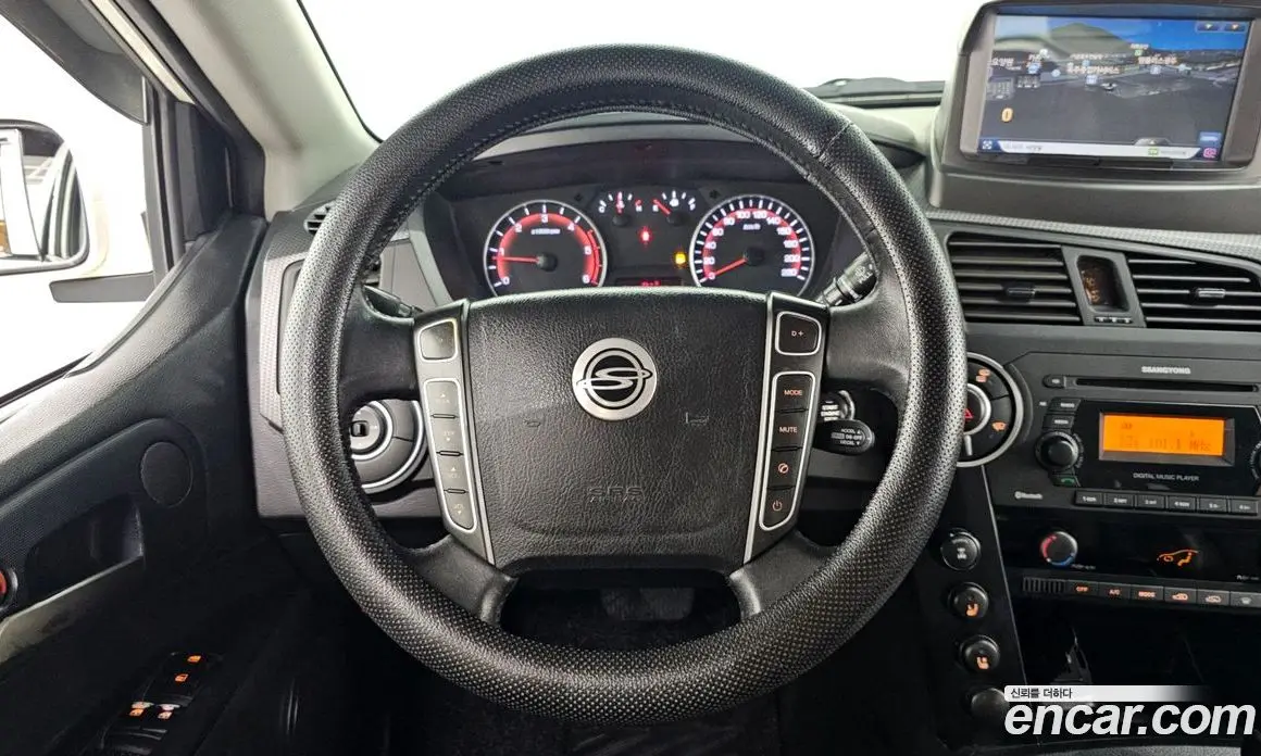 SsangYong Korando 2014 2.0 автомат (гидро), фото 13 SsangYong Korando 2014 2.0 автомат (гидро), фото 13