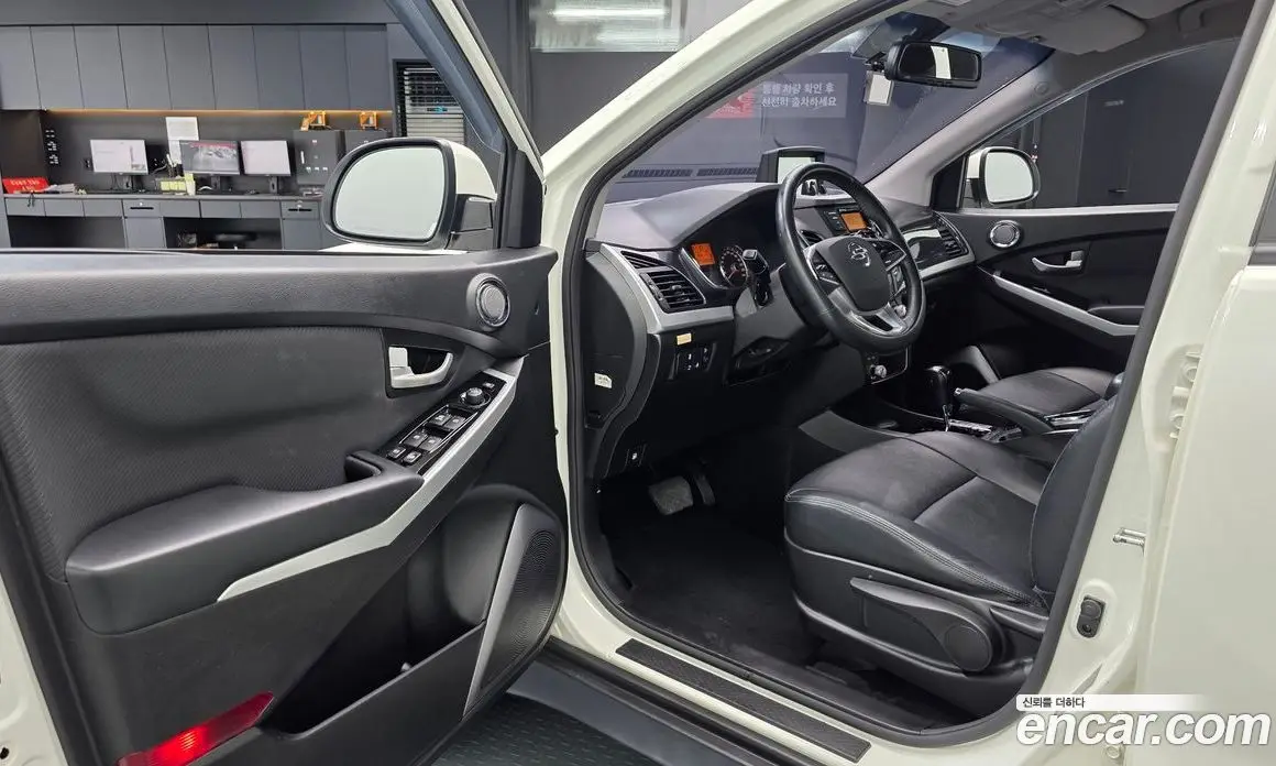 SsangYong Korando 2017 2.2 автомат (гидро), фото 10 SsangYong Korando 2017 2.2 автомат (гидро), фото 10