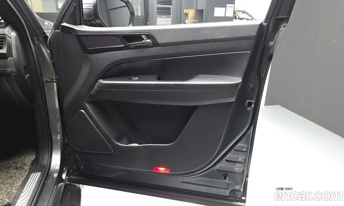 SsangYong Rexton 2019 2.2 автомат (гидро), фото 14 SsangYong Rexton 2019 2.2 автомат (гидро), фото 14