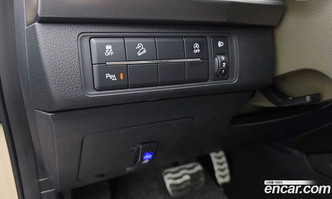 SsangYong Rexton 2023 2.2 автомат (гидро), фото 16
