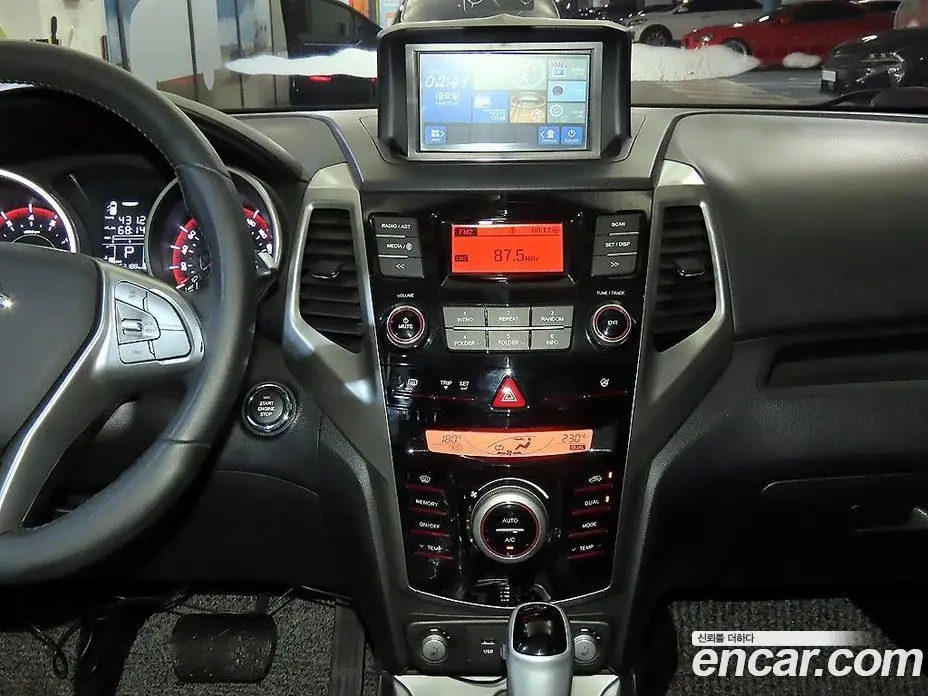 SsangYong TIBOLI 2015 1.6 автомат (гидро), фото 11 SsangYong TIBOLI 2015 1.6 автомат (гидро), фото 11